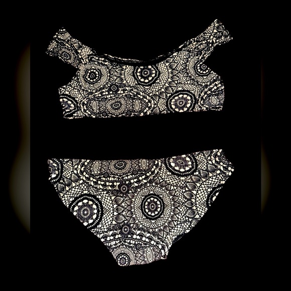 Coral black/ cream lace pattern crop top swim bikini bathing suit M/L - Picture 9 of 9